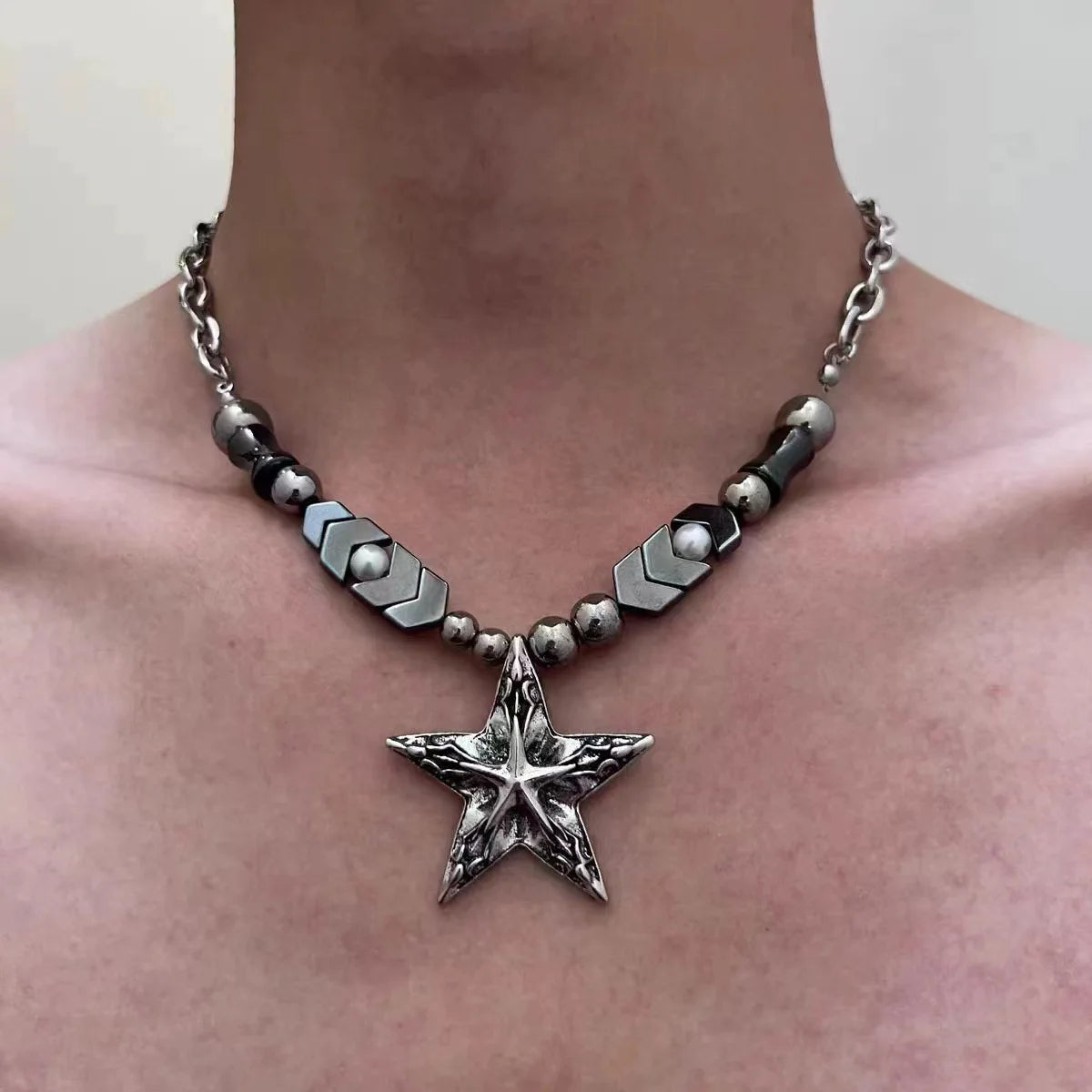 2024 New Vintage Necklace Double-Deck Pearl Tiger-Eye Luxury Court Style Unisex Choker for Women Men Couple Jewelry