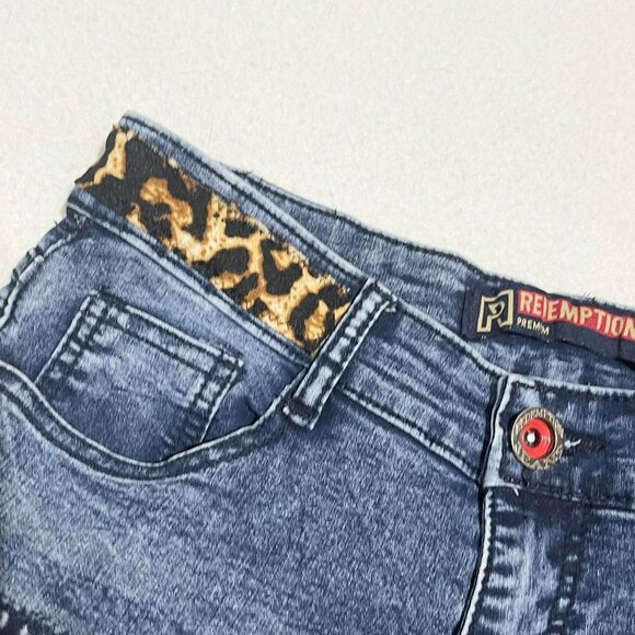 mini pleated denim skirt. tag size 30